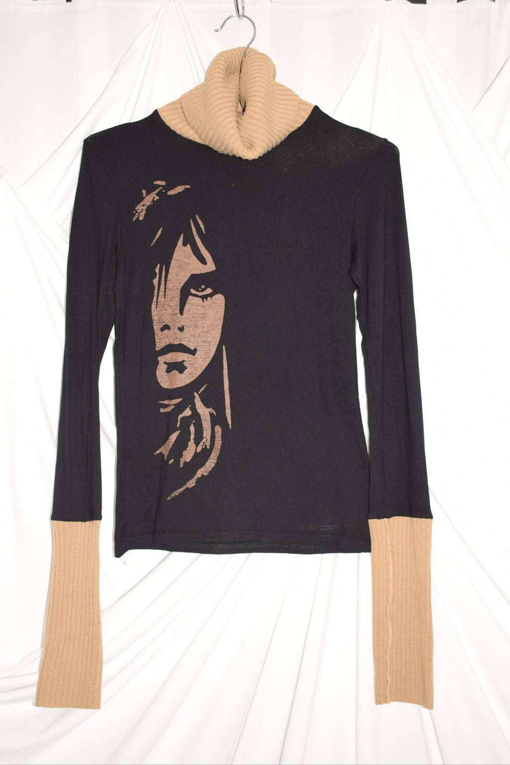TAN AND BLACK TURTLE NECK TOP