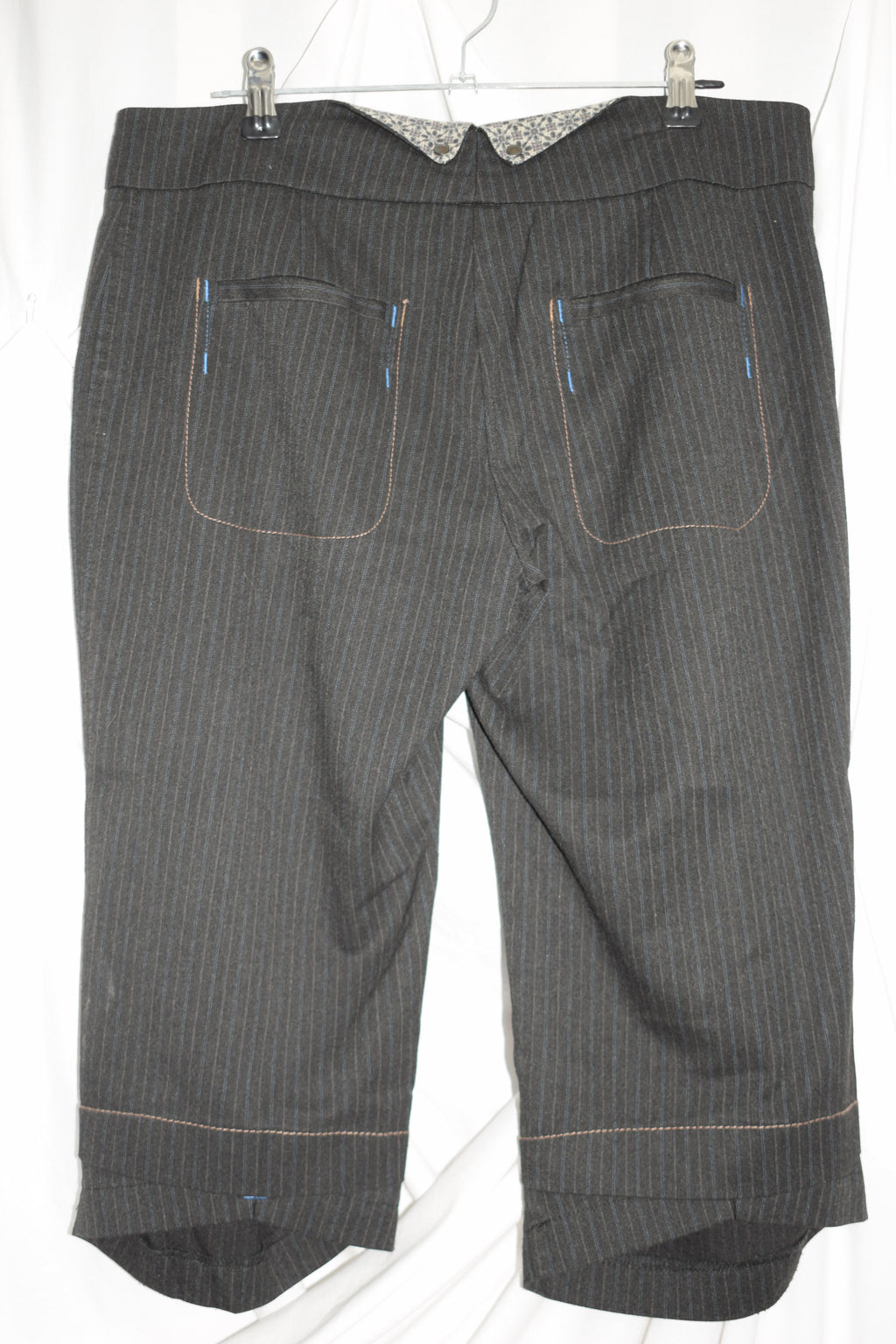 GREY PIN STRIPE CAPRIS by Cop Copine
