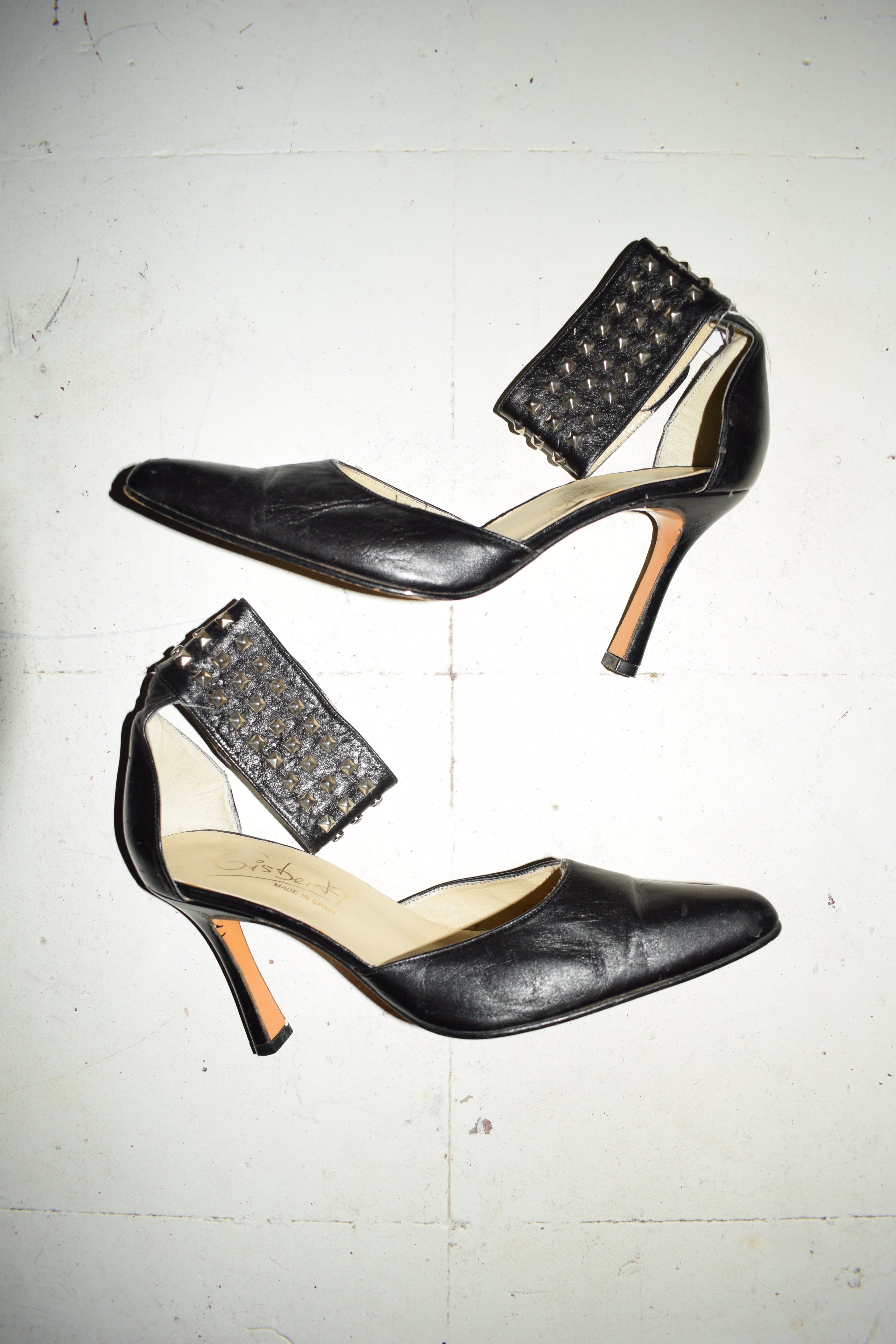 BLACK LEATHER KITTEN HEELS WITH STUD ANKLE CUFFS