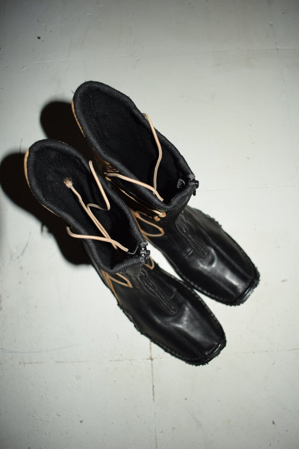LACE UP BLACK AND TAN ANKLE BOOTS