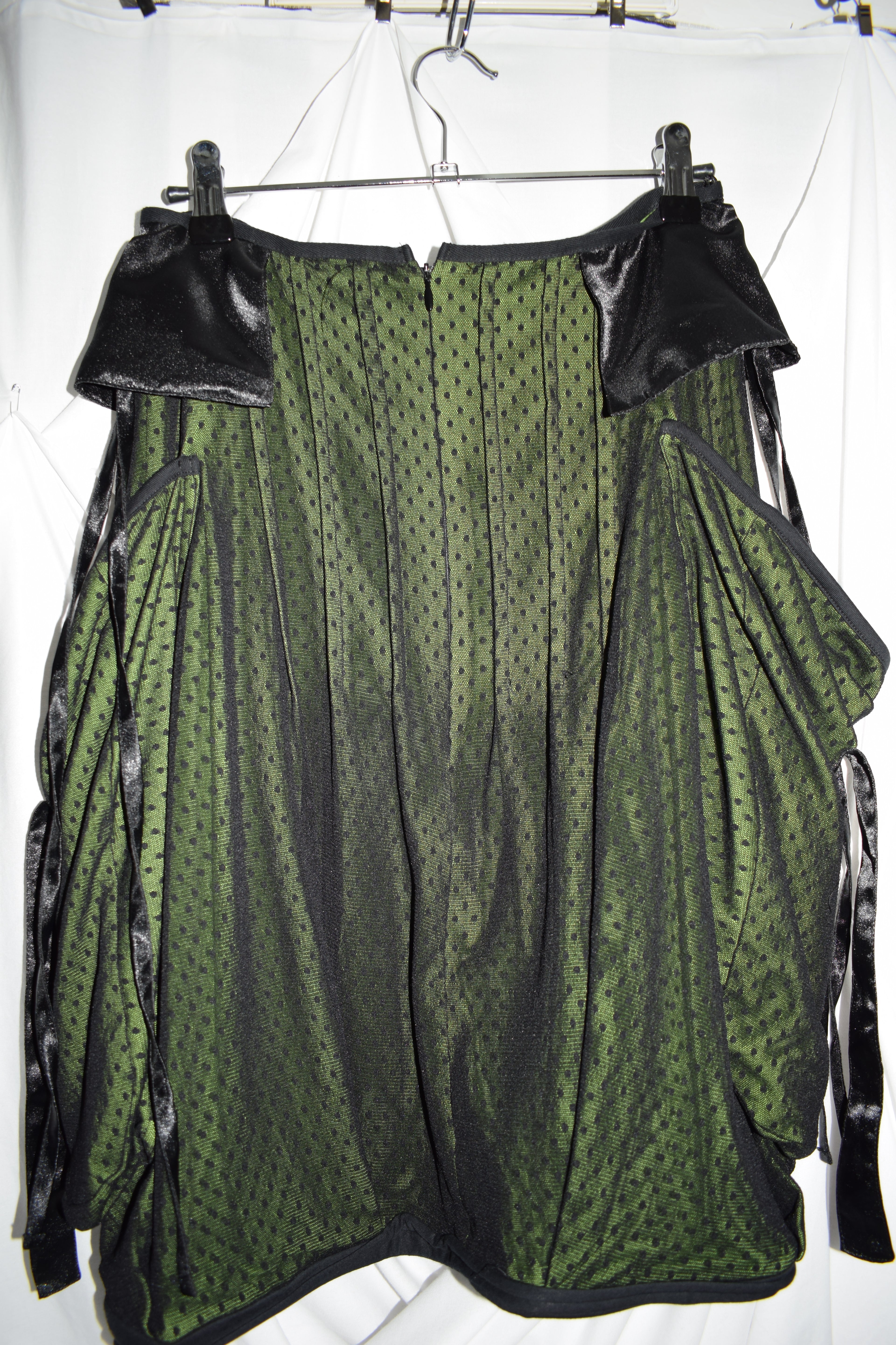 LAYERED BUBBLE SKIRT