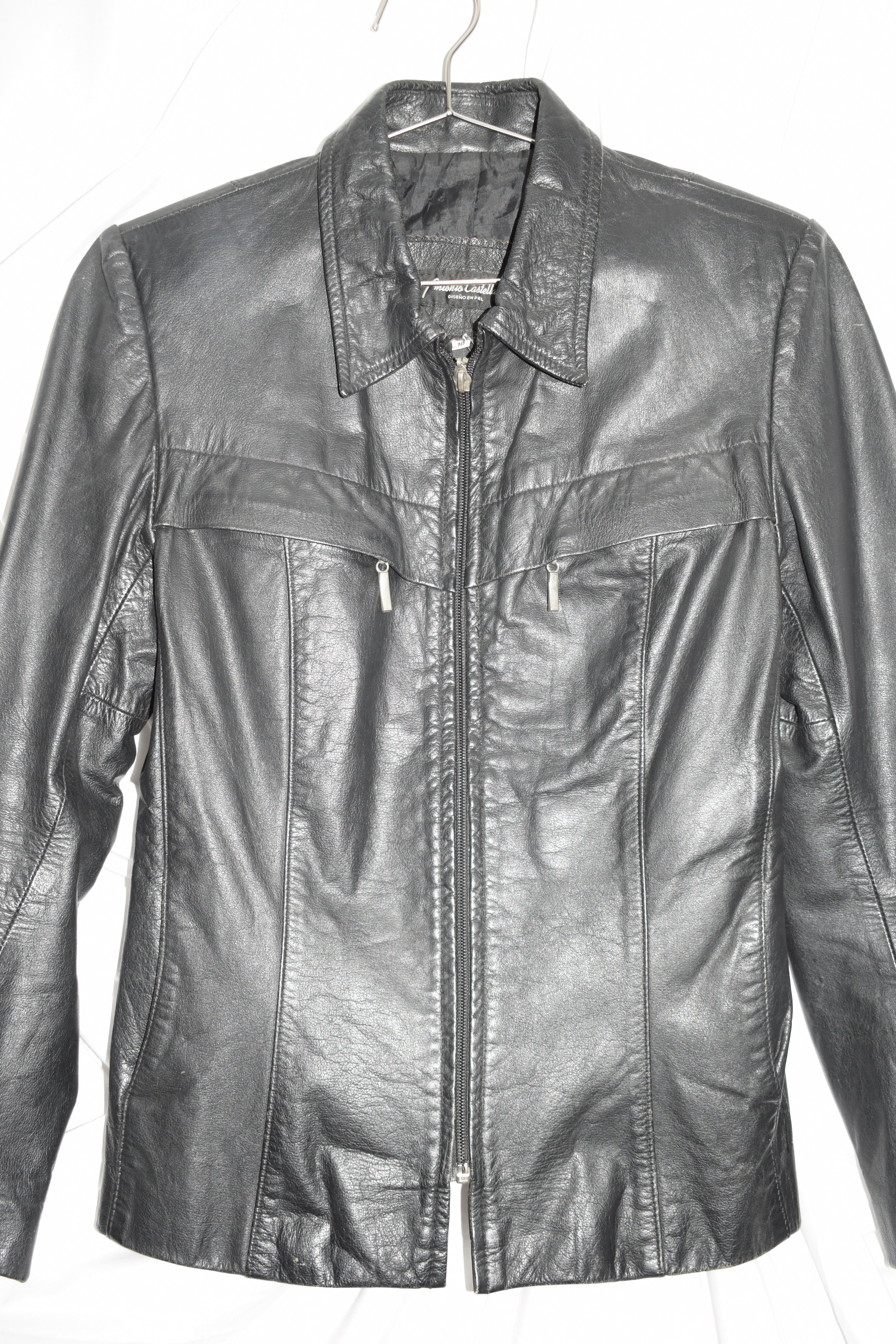 VINTAGE BLACK LEATHER JACKET