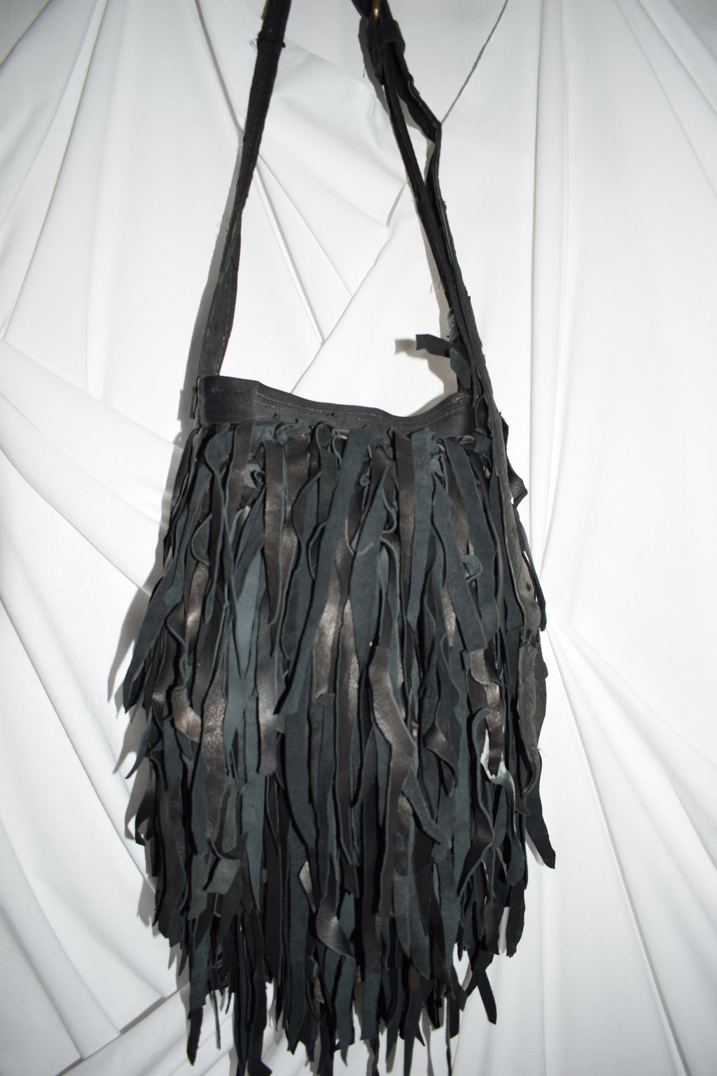 BLACK FRINGE CROSS-BODY BAG