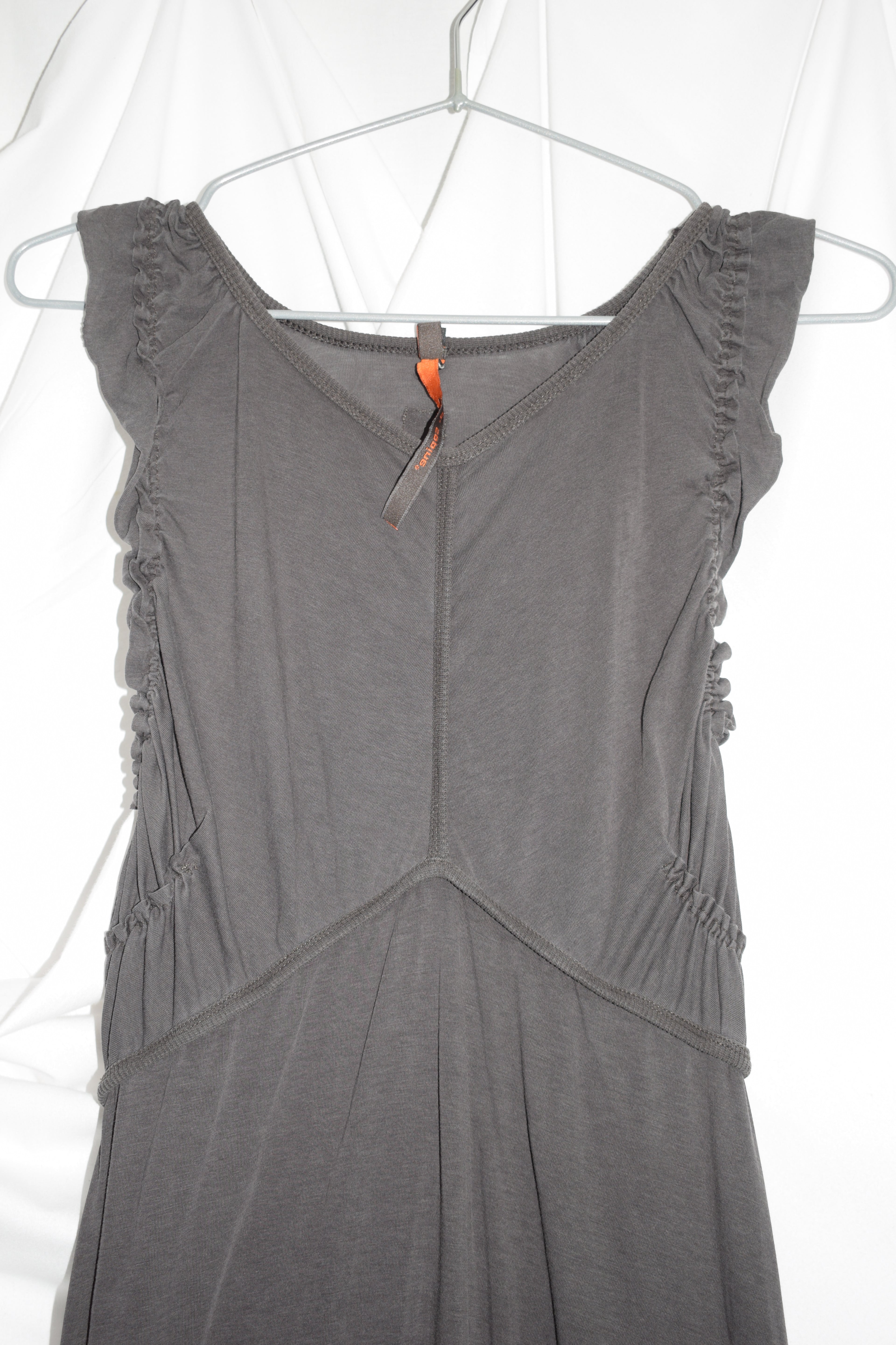 GREY ASYMMETRIC DRESS by Cop Copine