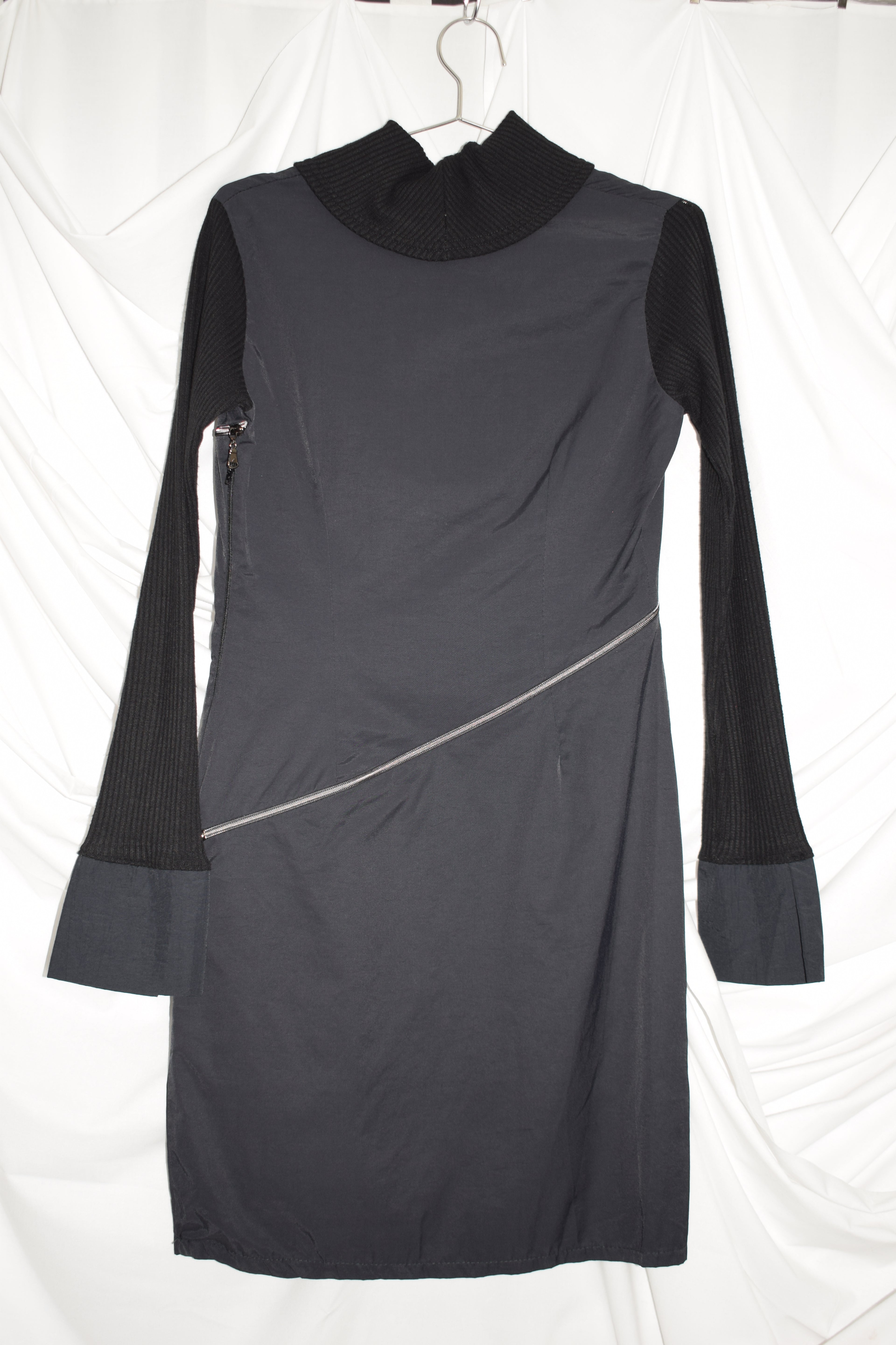 MINIMALIST GREY MIDI DRESS WITH CROSS OVER ZIP