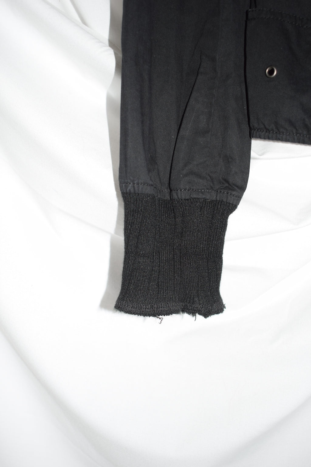 BLAZER-STYLE LIGHTWEIGHT BLACK JACKET