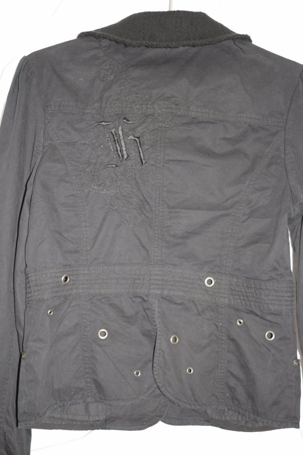 BLAZER-STYLE LIGHTWEIGHT BLACK JACKET