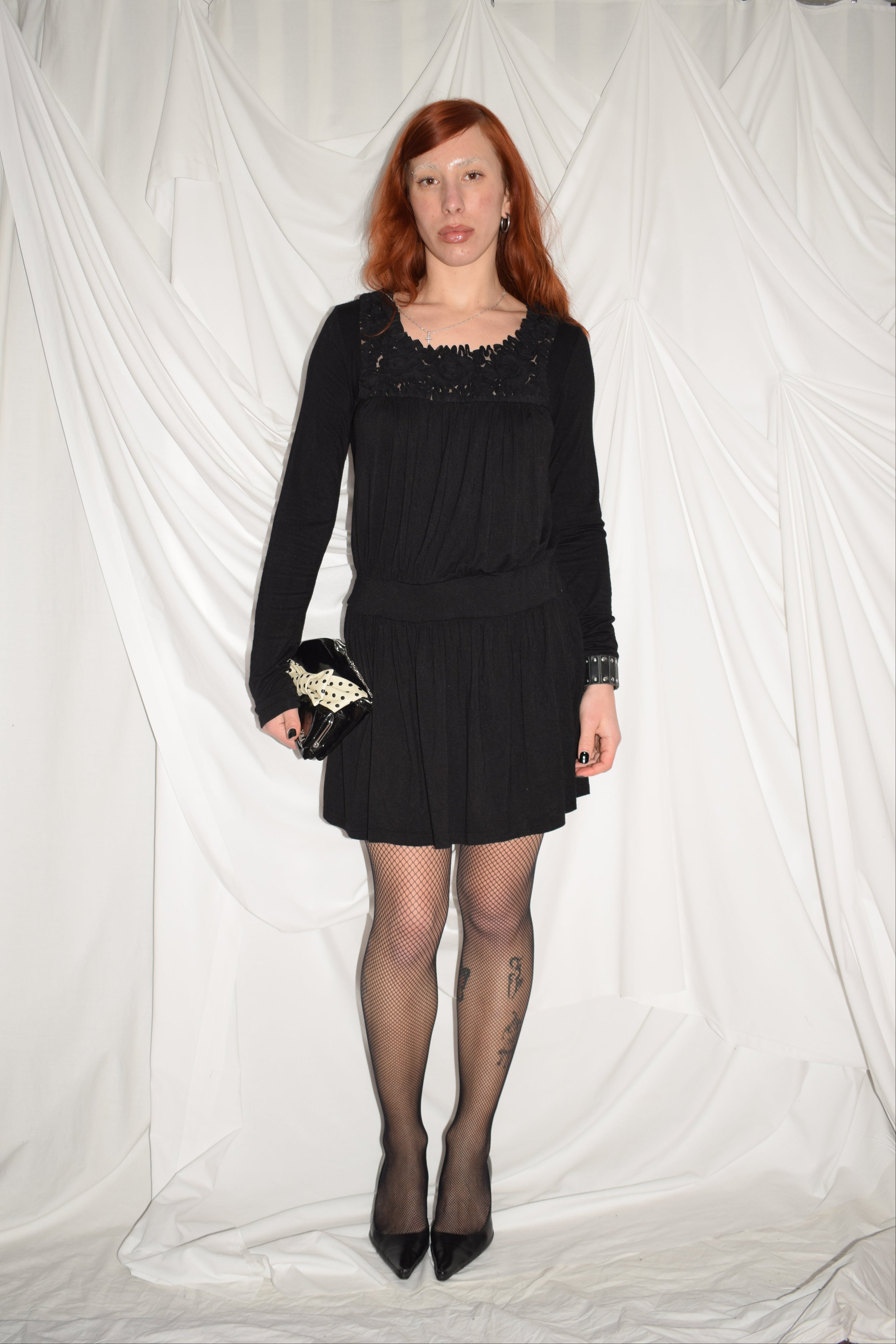 BLACK LONG-SLEEVE DRESS WITH TEXTURED FLORAL NECKLINE