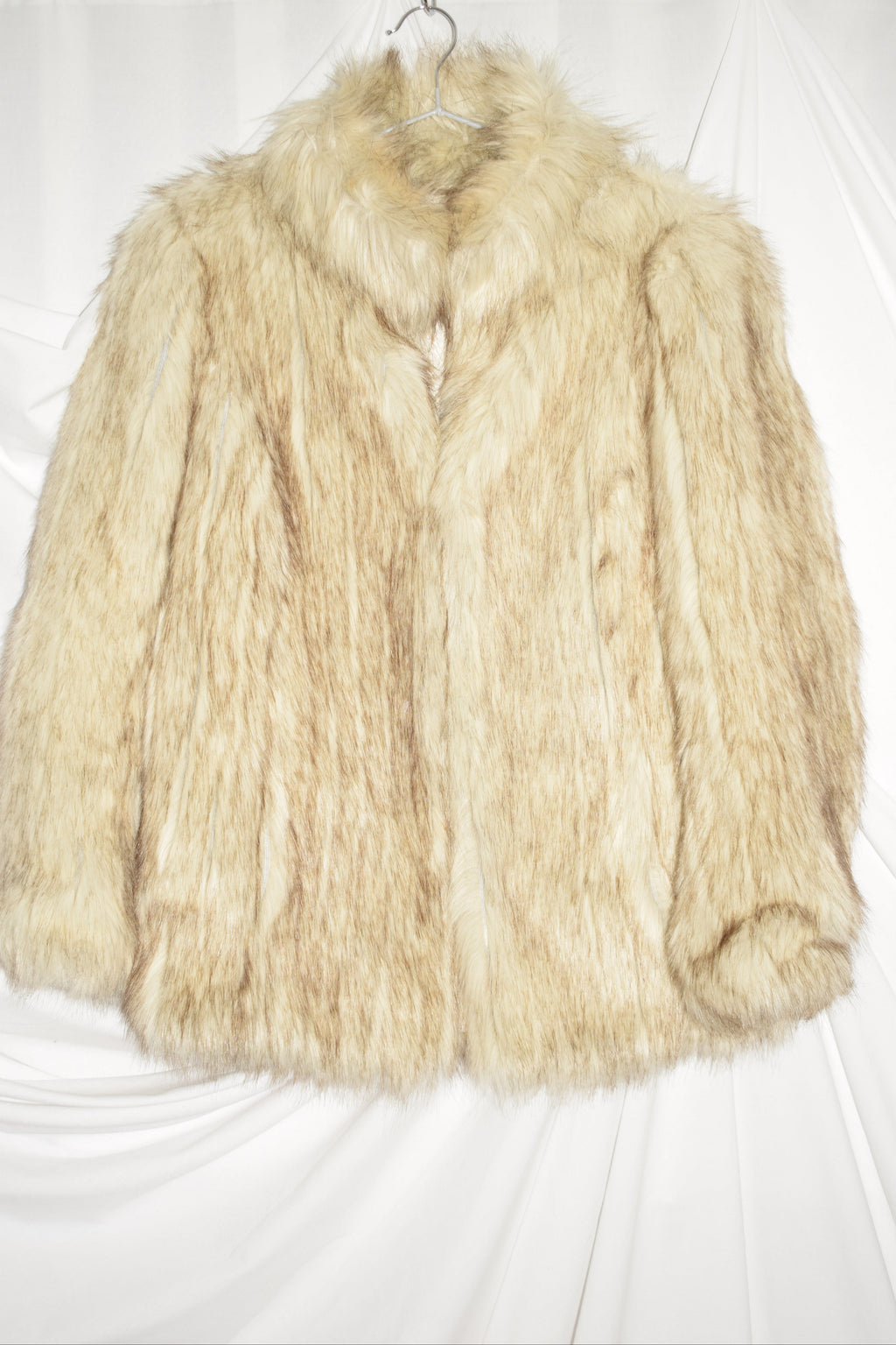 FAUX FUR COAT