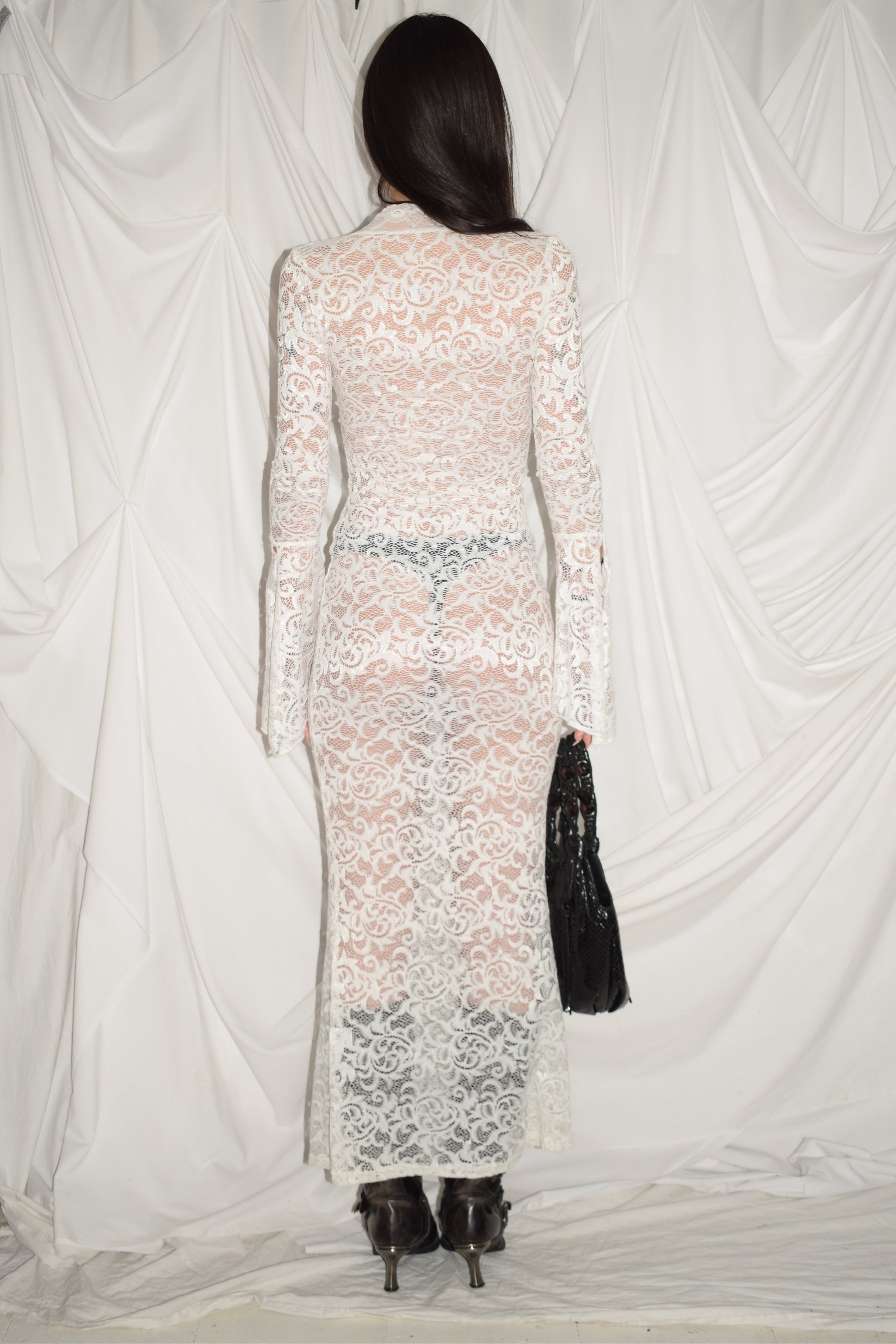 WHITE LACE MAXI DRESS