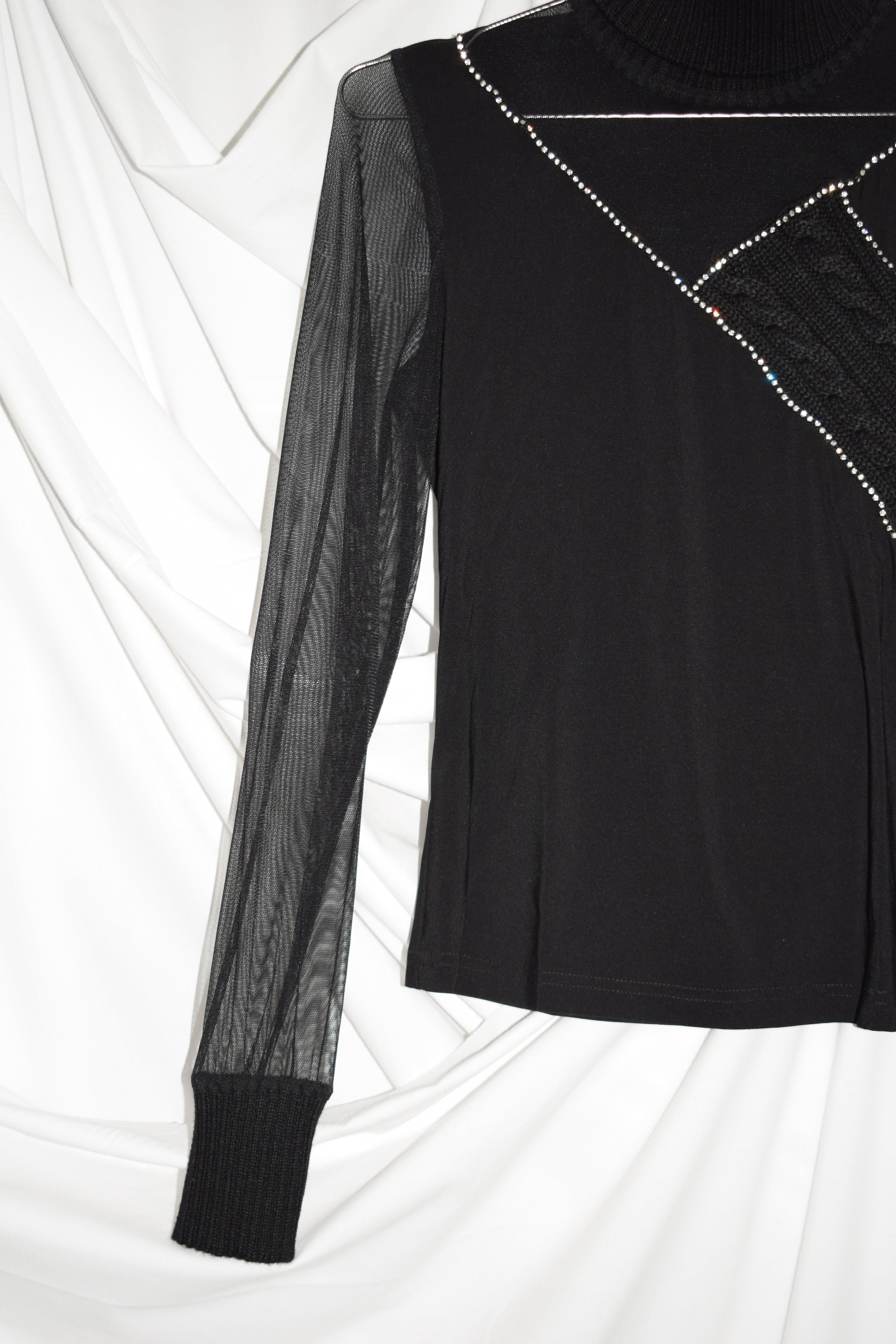 LONG SLEEVE MESH TOP WITH DIAMONTE DETAILS