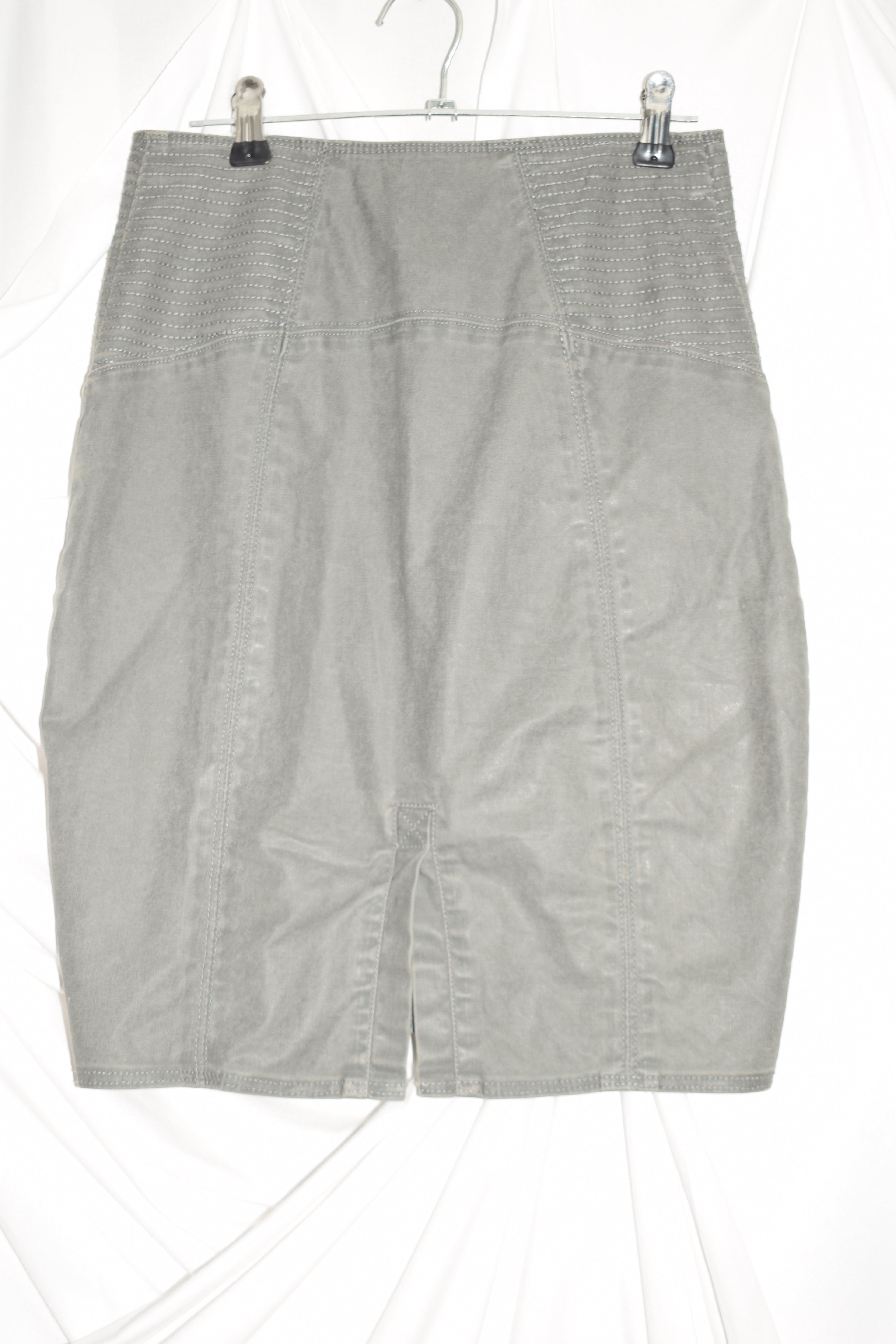 RED ZIP WRANGLER SKIRT