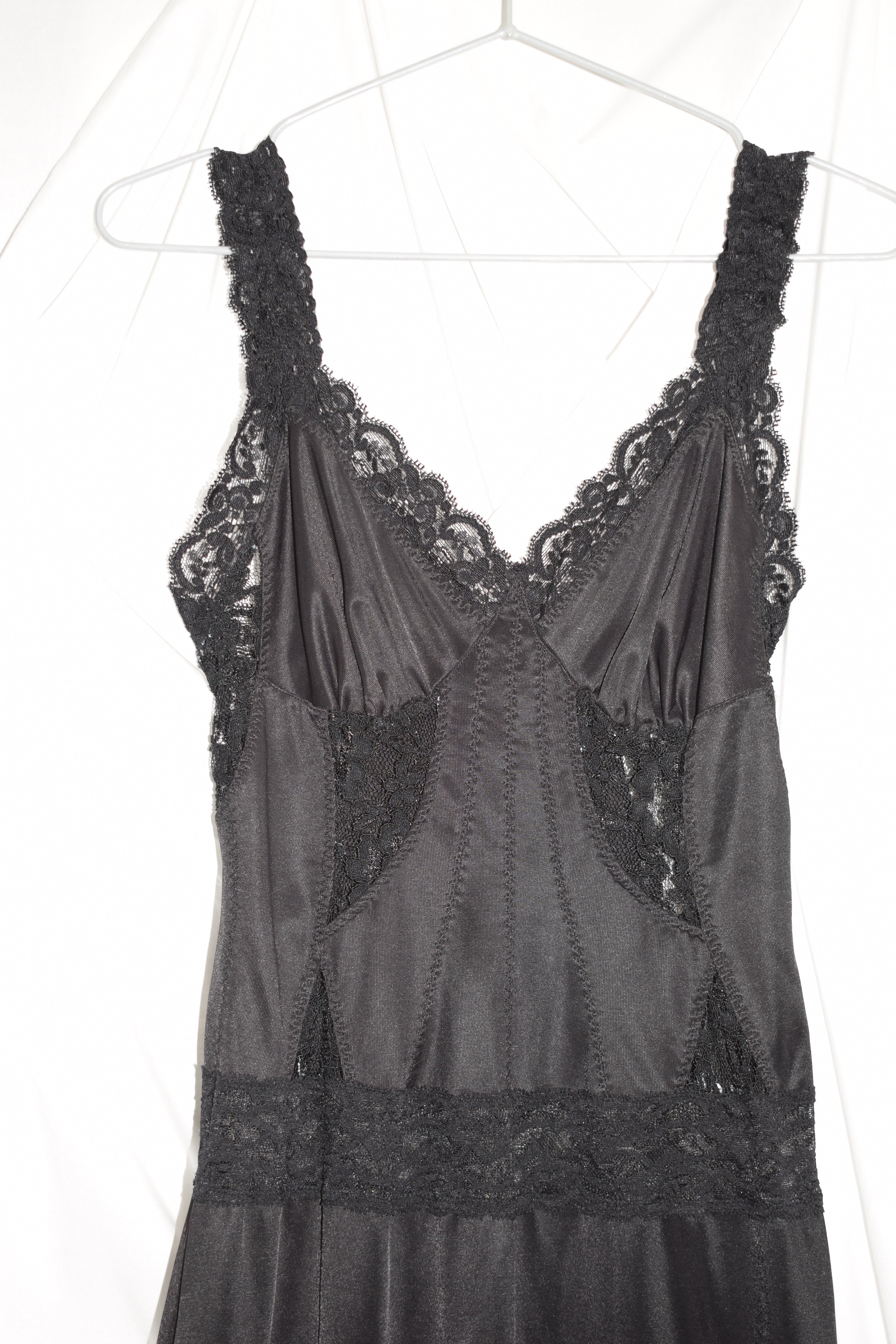 BLACK NIGHT DRESS by HUGO BOSS