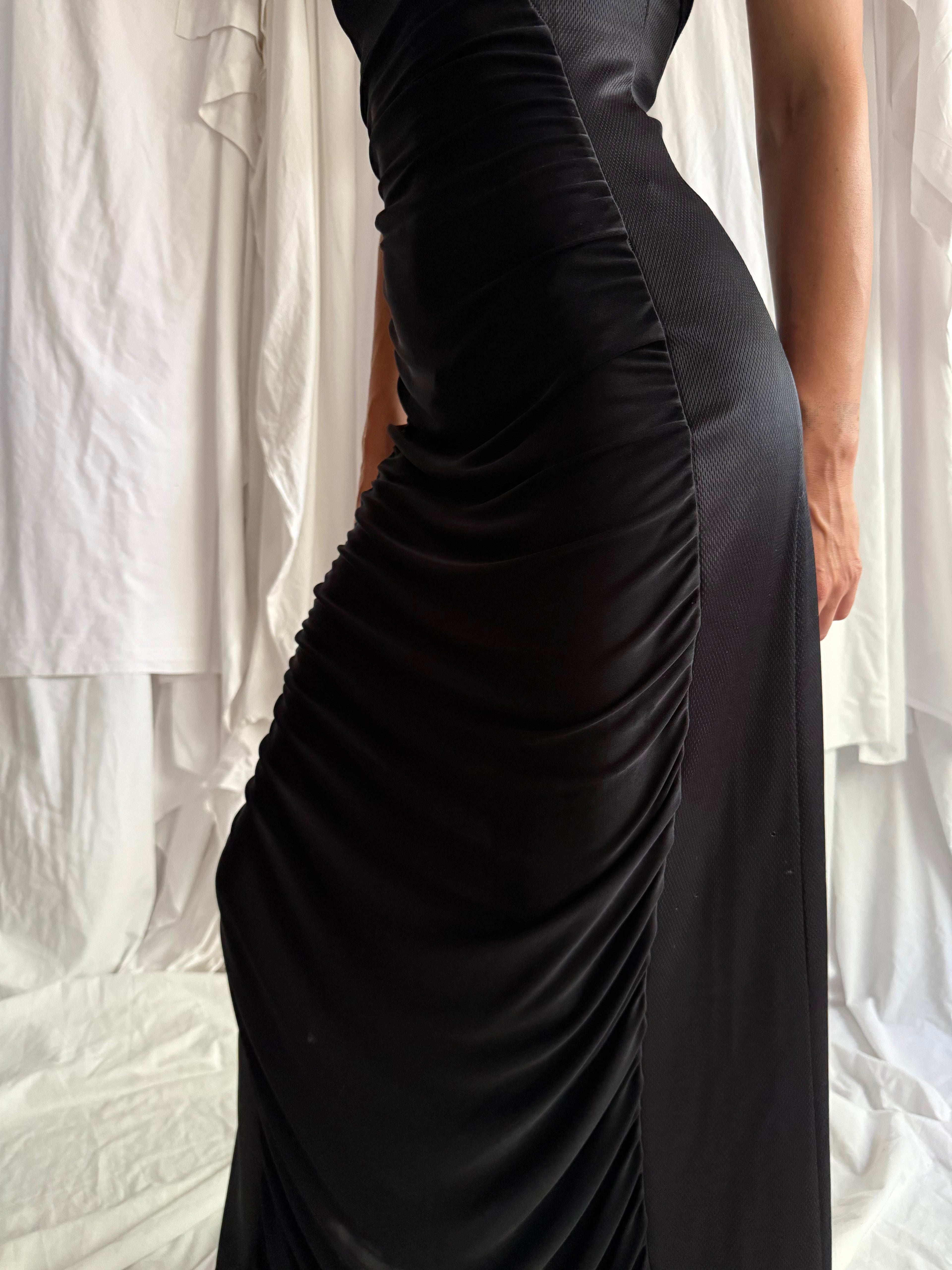 BLACK RUCHED MAXI DRESS