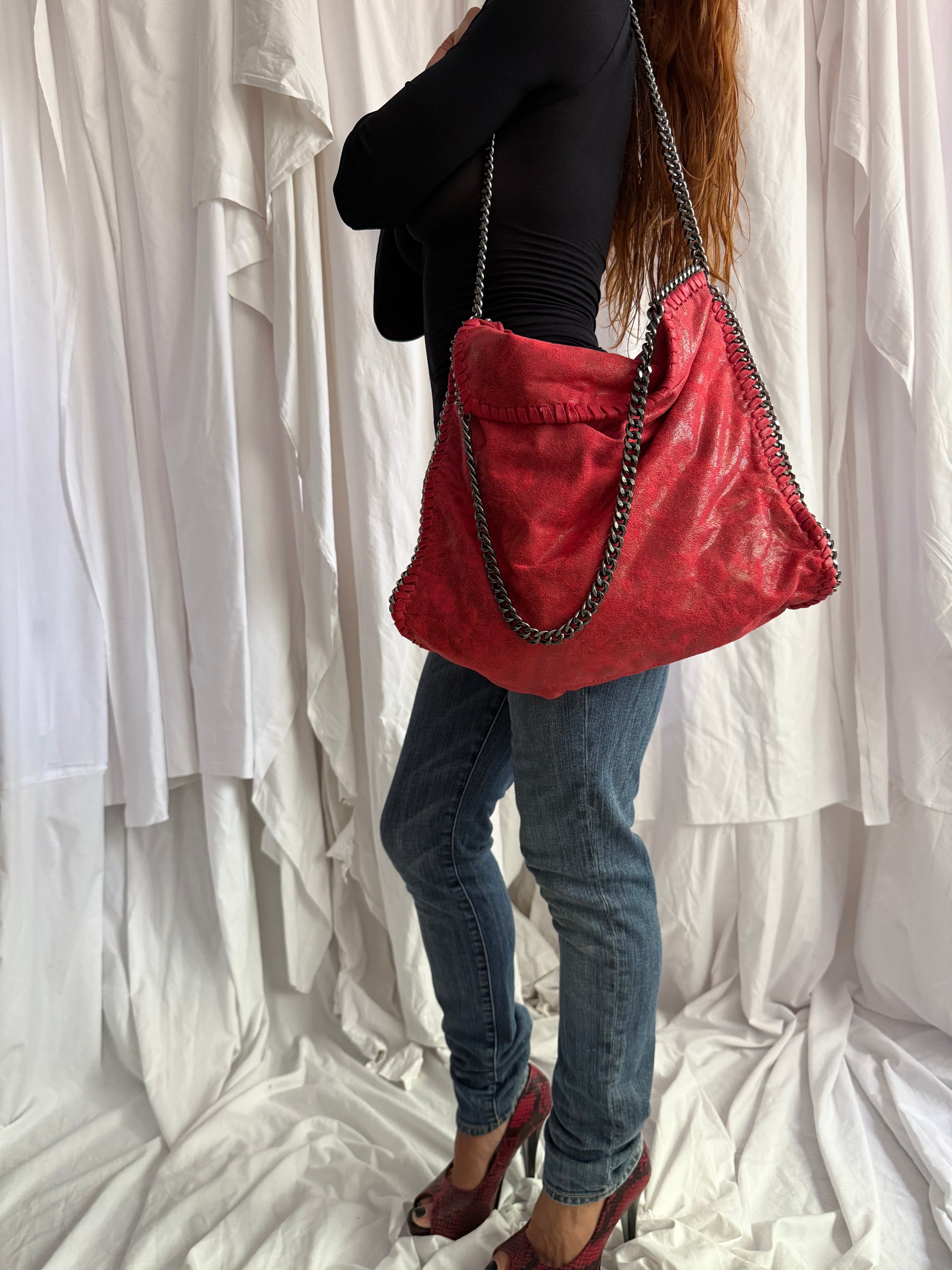 PINK CHAIN SHOULDER BAG