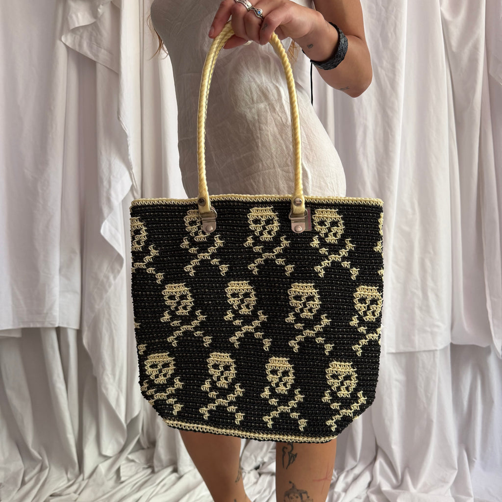 BLACK & CREAM WOVEN TOTE BAG