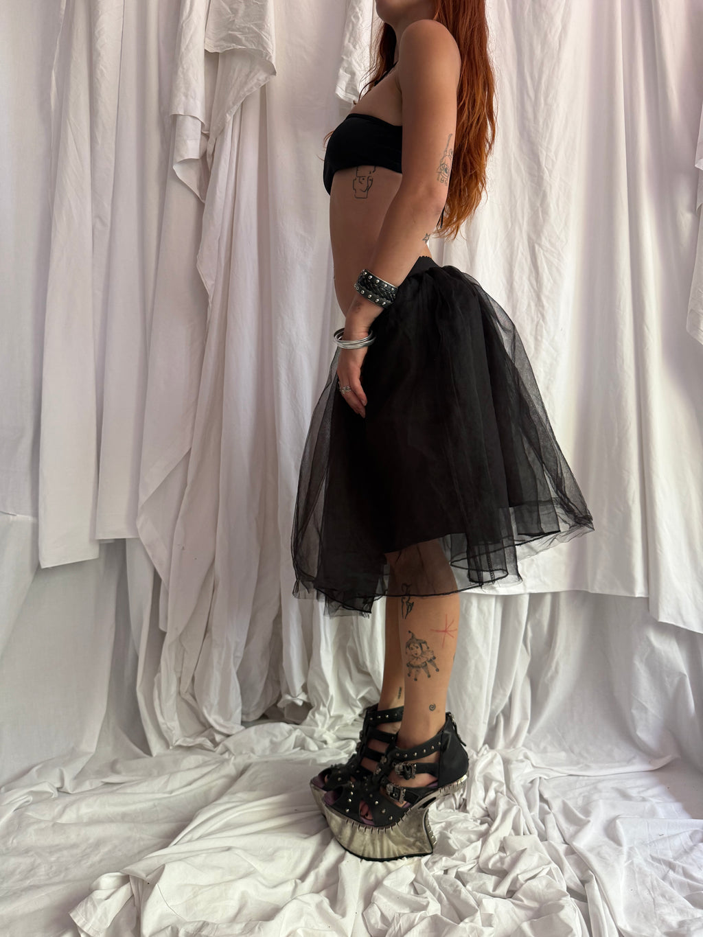BLACK TULLE MIDI SKIRT