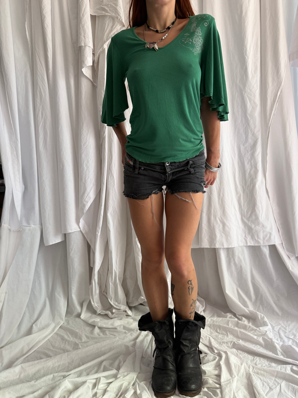 GREEN LACE TRIM TOP