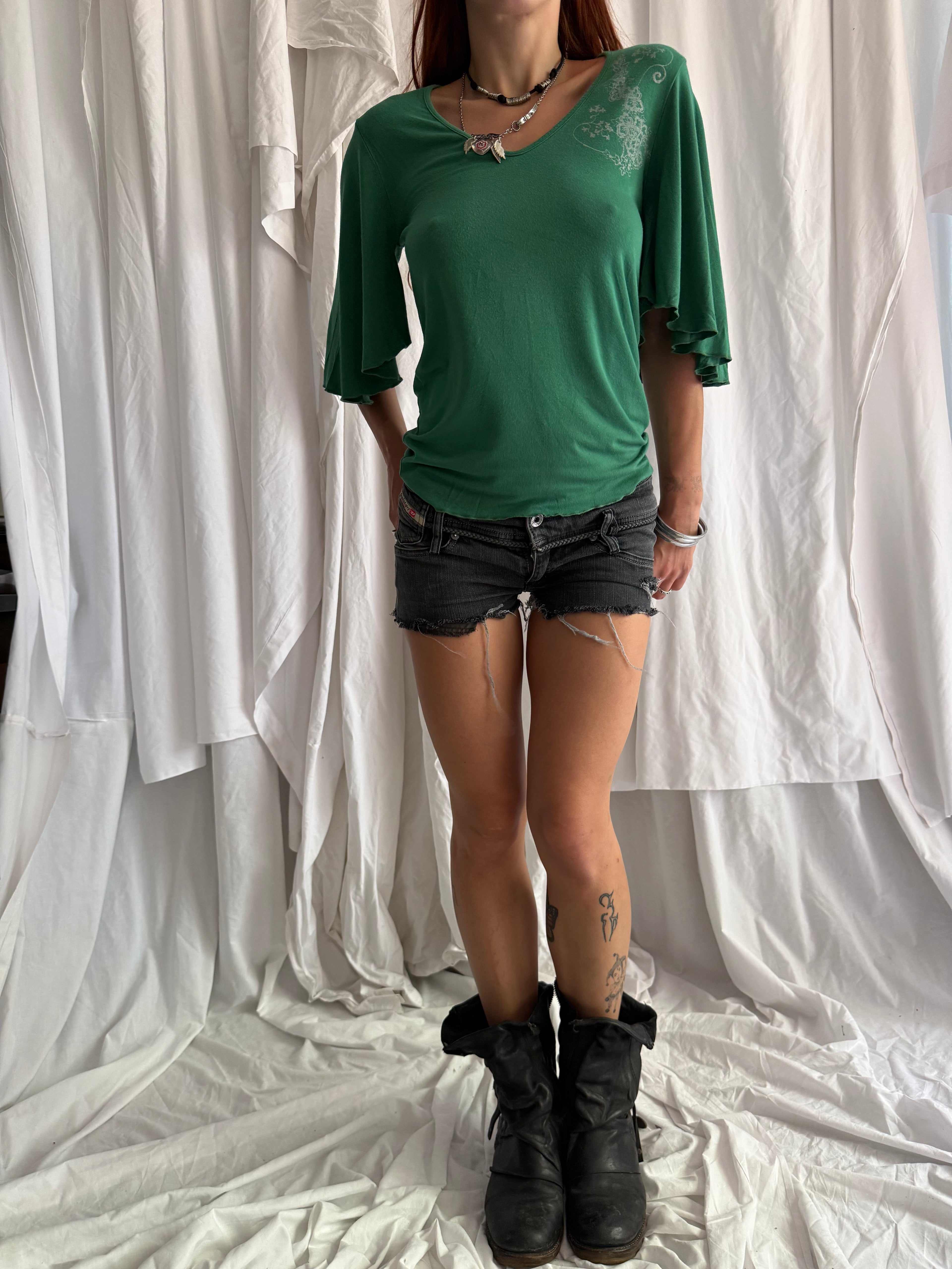 GREEN LACE TRIM TOP